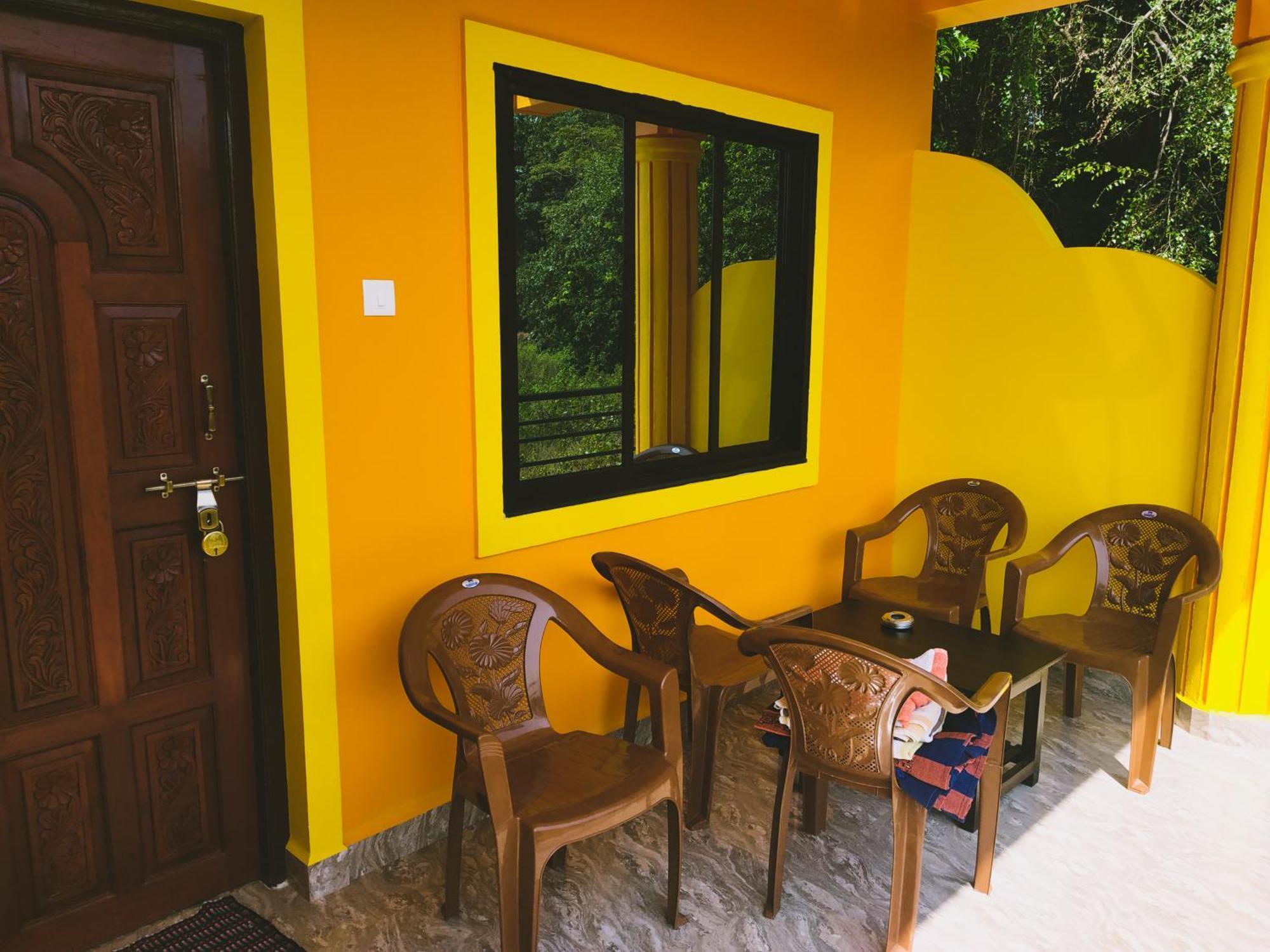 Sai Guru Guest House Anjuna Exteriör bild