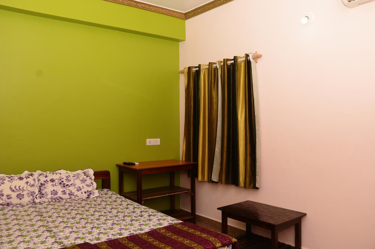 Sai Guru Guest House Anjuna Exteriör bild
